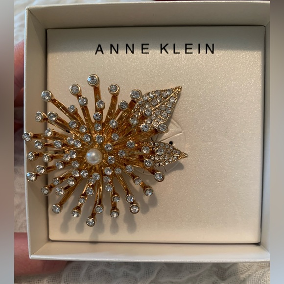 Anne Klein Brooch - Picture 2 of 3